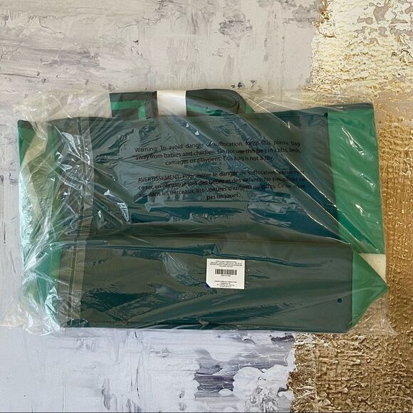 Summersalt The Perfect Beach Tote Green - Picture 5 of 9